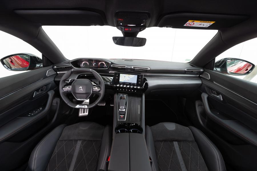 Торпедо Peugeot 508 GT 2018 года  (WW) (фото 28 из 42)
